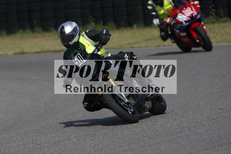 /11 28.04.2026  PROMAX ADR/Gruppe gruen/50